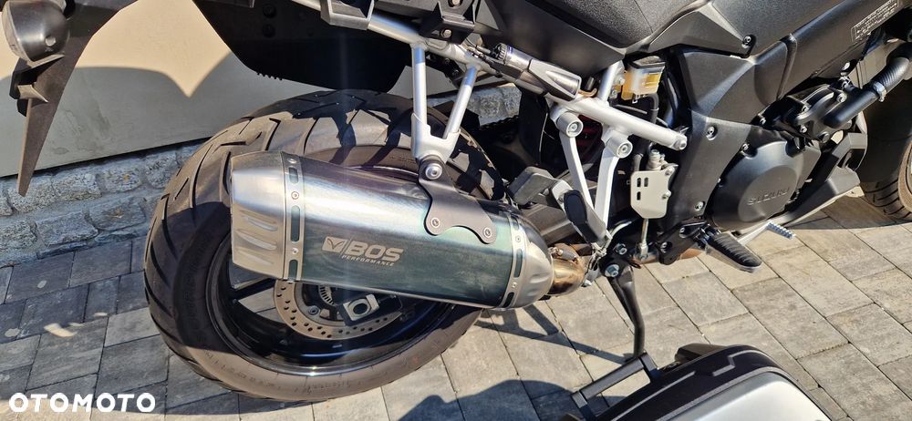Suzuki V-STROM - 8