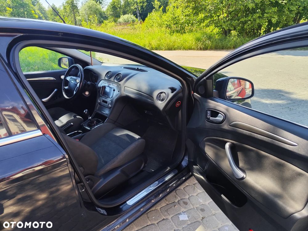 Ford Mondeo 2.0 TDCi Titanium - 15