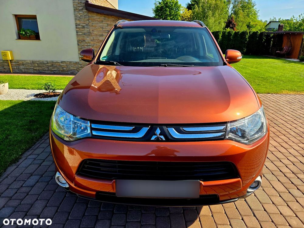 Mitsubishi Outlander - 9