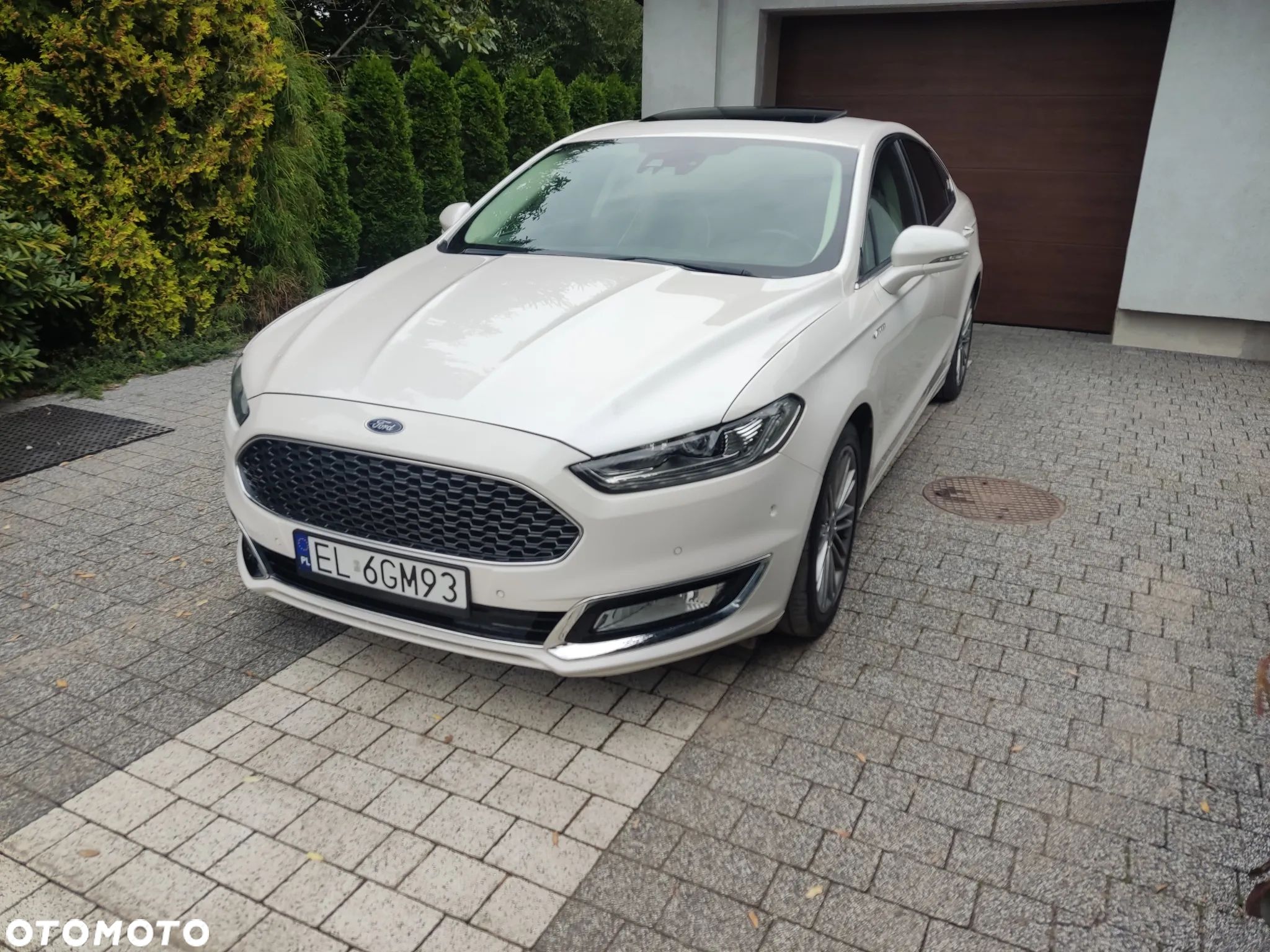 Ford Mondeo 2.0 Hybrid Vignale - 1