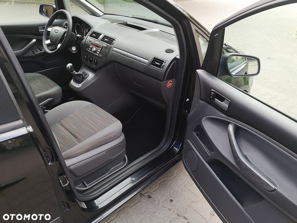 Ford C-MAX - 19