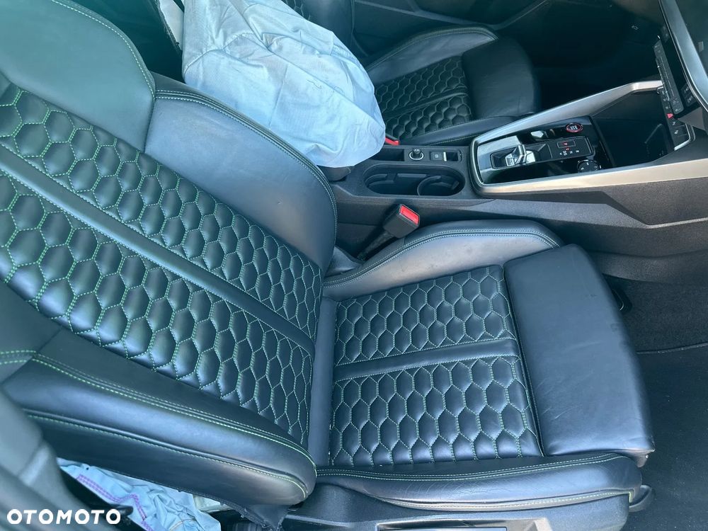 Audi RS3 Limousine S tronic - 29