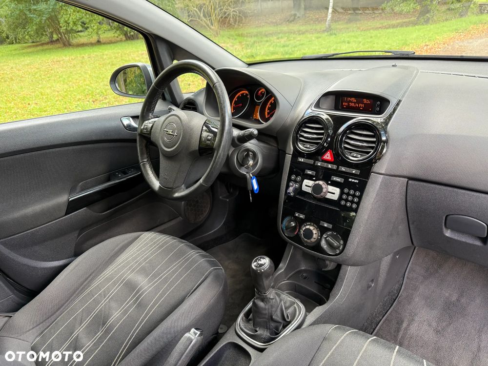 Opel Corsa 1.4 16V Edition 111 Jahre - 26
