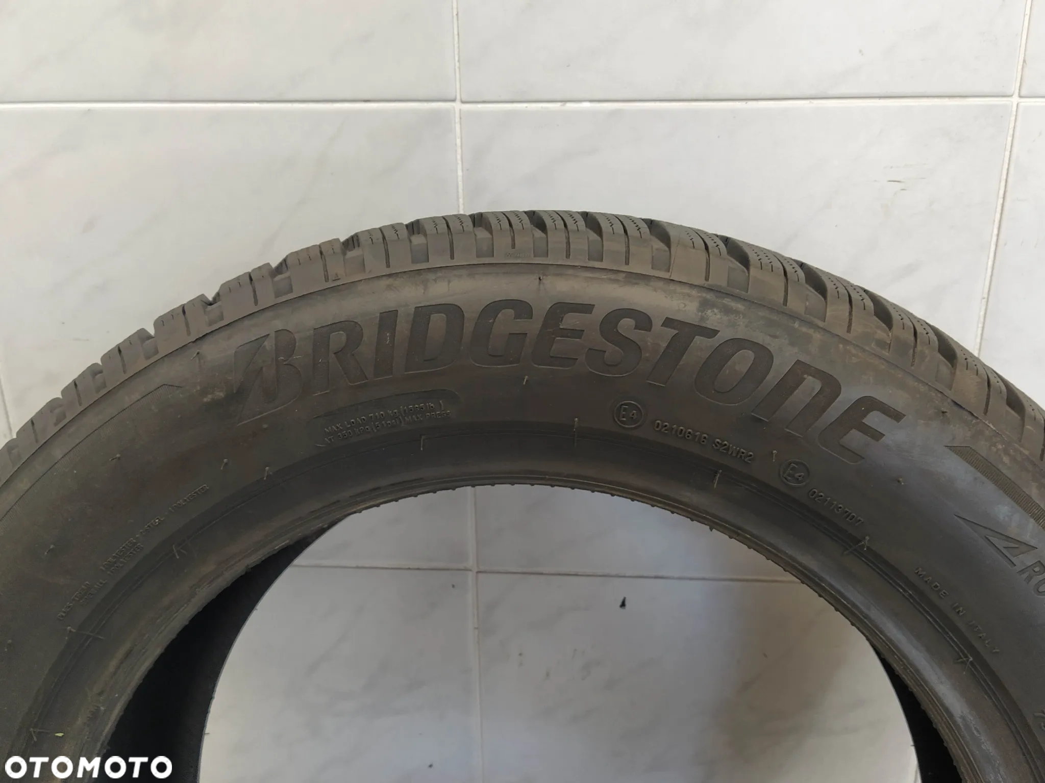 BRIDGESTONE BLIZZAK LM005 OPONA ZIMOWA 215/60 R17 - 8