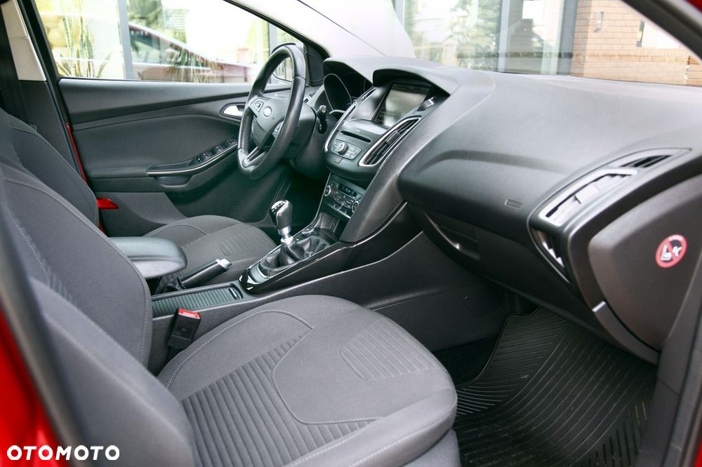 Ford Focus - 13
