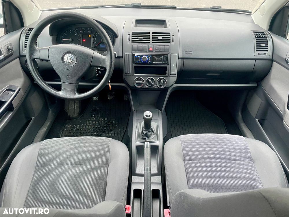 Volkswagen Polo 1.4 TDI Comfortline - 8