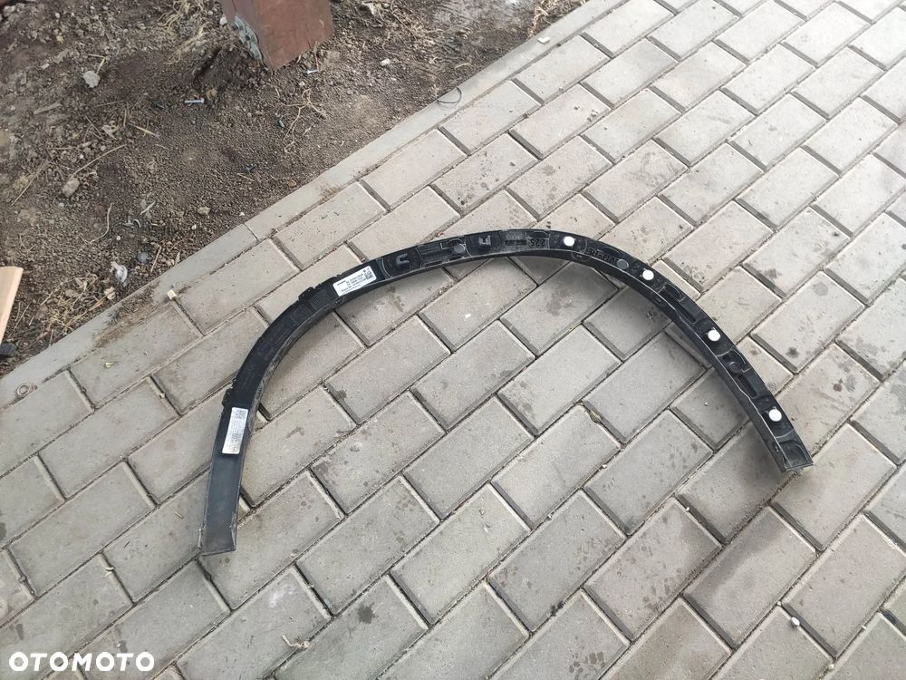 EU LISTWA BŁOTNIKA PRAWY PRZÓD BMW X1 U11 M-PAKIET 5A01686 - 5
