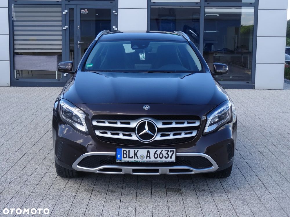 Mercedes-Benz GLA 200 d 4Matic 7G-DCT UrbanStyle Edition - 3