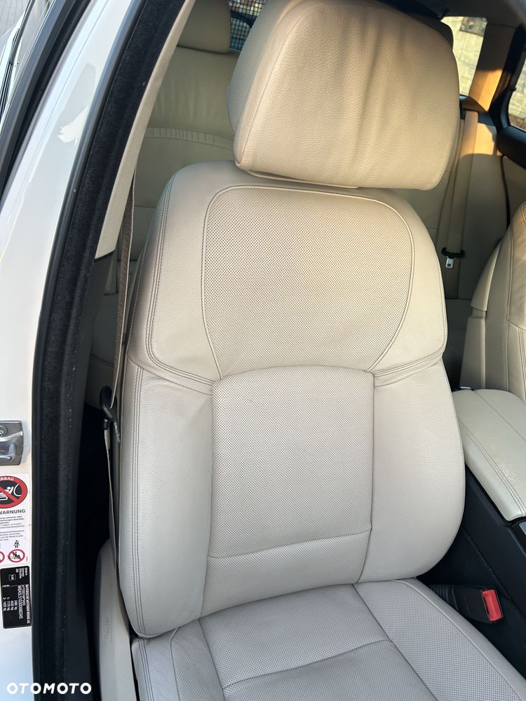 BMW Seria 5 520d xDrive Luxury Line - 24