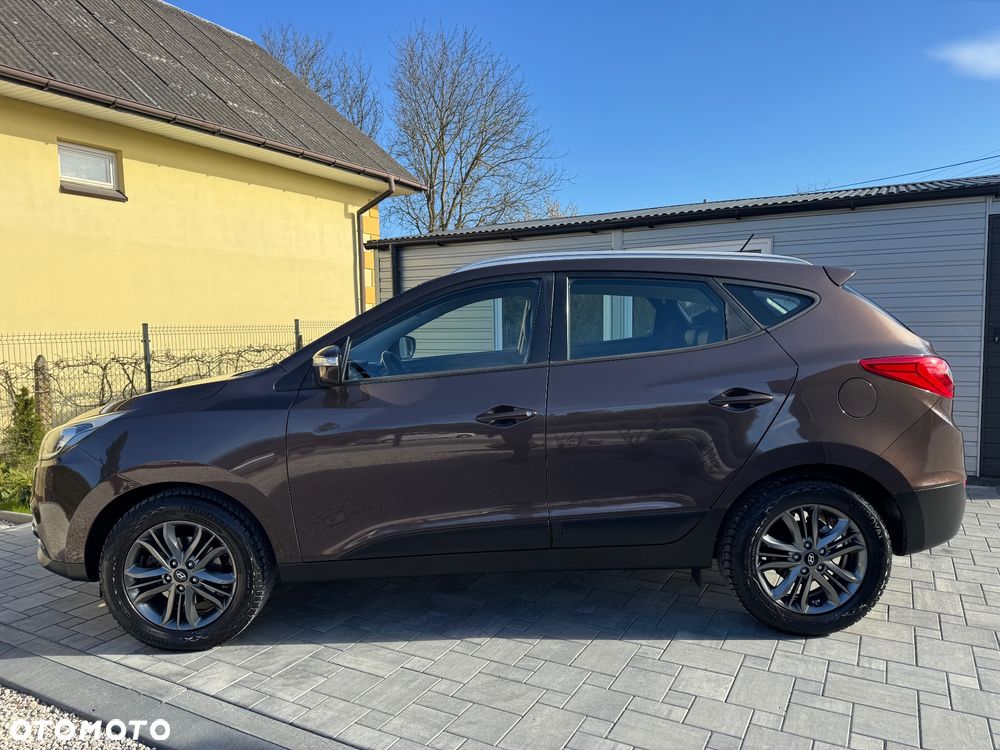 Hyundai ix35 1.6 2WD Fifa World Cup Edition - 12