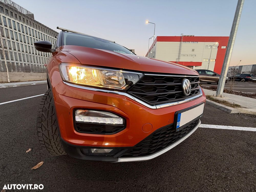 Volkswagen T-Roc - 13