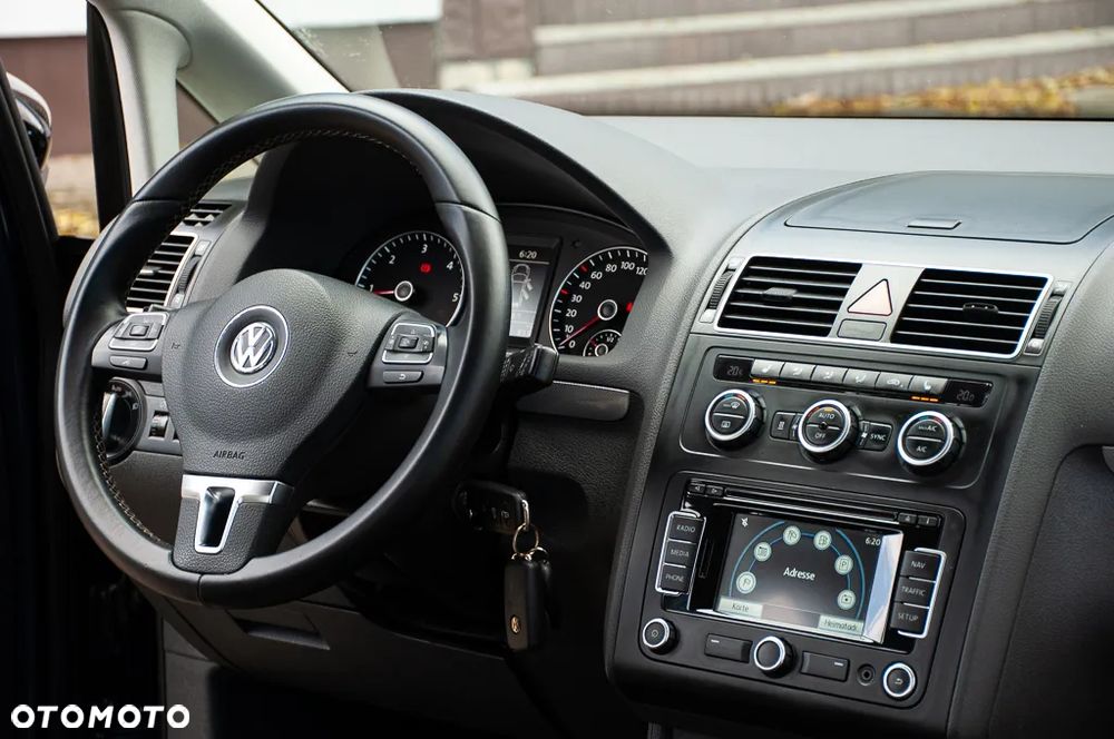 Volkswagen Touran 1.6 TDI DPF MATCH - 21