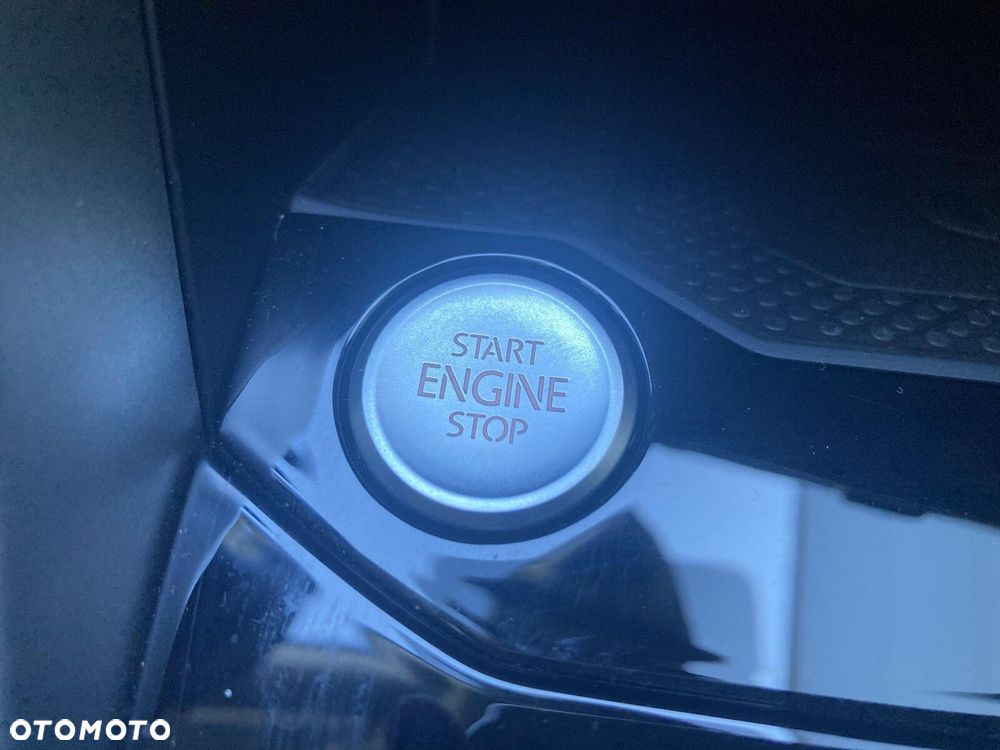 Volkswagen T-Roc 1.5 TSI Life DSG - 25