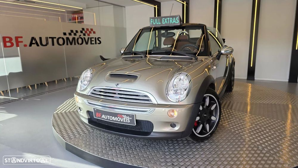 MINI Cabrio Cooper S Sidewalk - 1