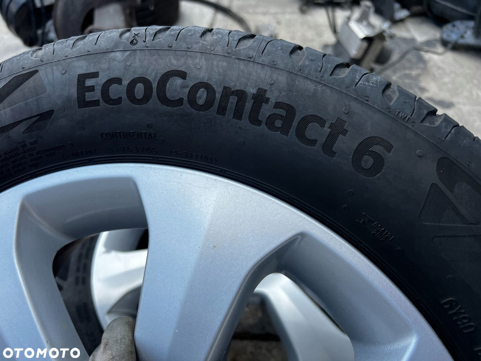 KOŁA FELGI OPONY LETNIE OPEL CORSA D E 185/60 R15 - 9