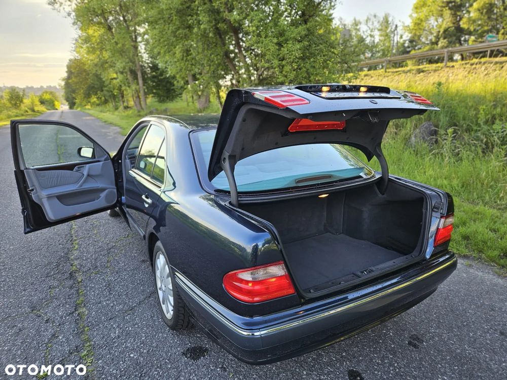 Mercedes-Benz Klasa E 430 4 Matic Elegance - 7