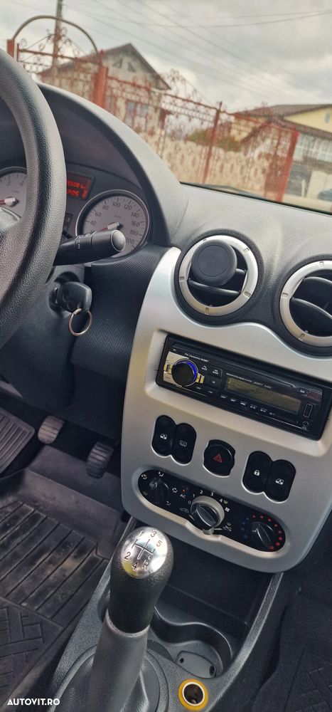 Dacia Logan - 7