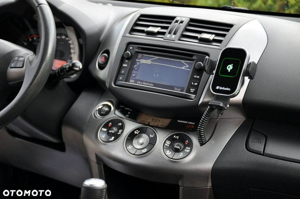 Toyota RAV4 - 27