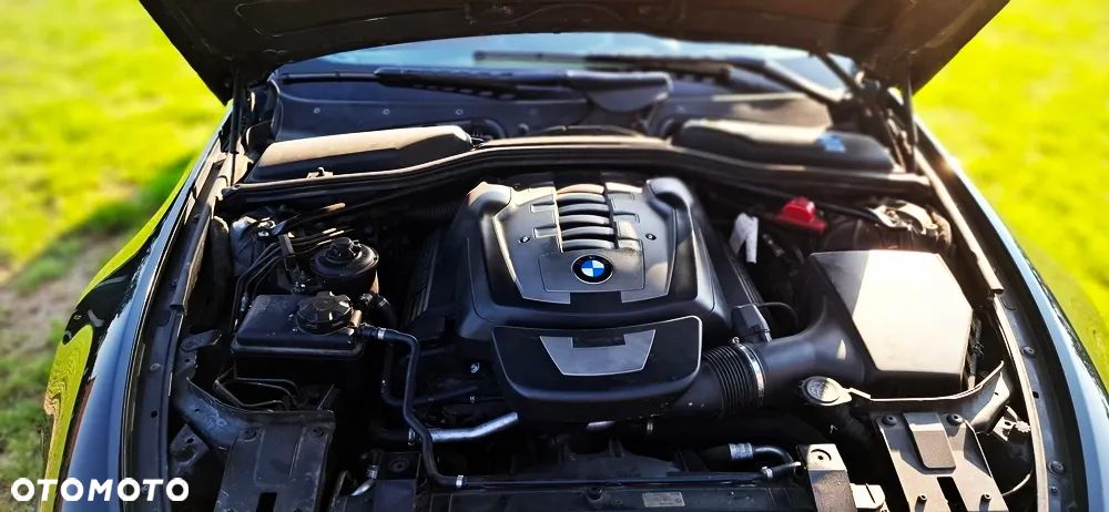 BMW Seria 6 650 i - 25