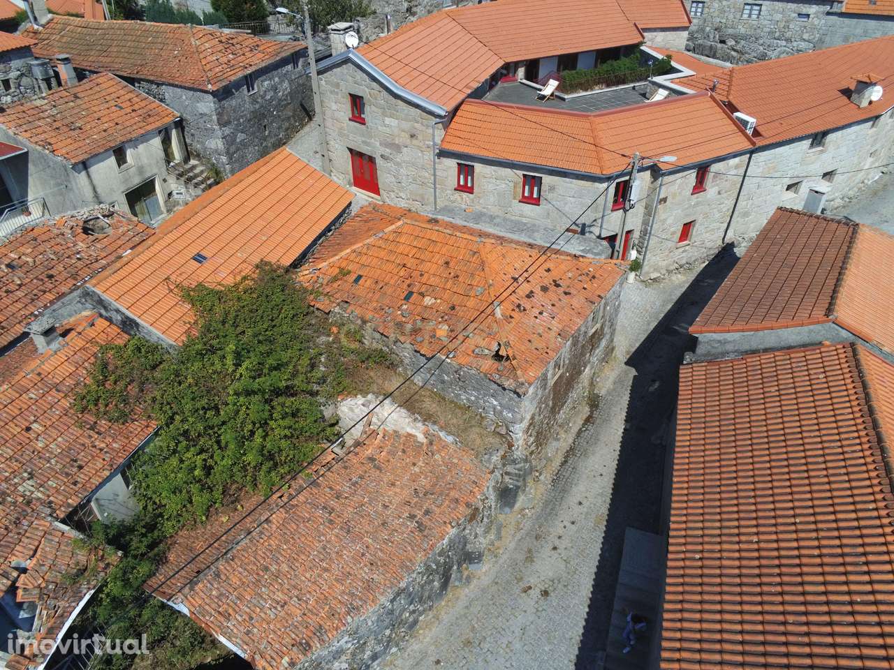 Refúgio na zona do Gerês - Moradia em Pedra Pronta para Si! - Grande imagem: 2/29