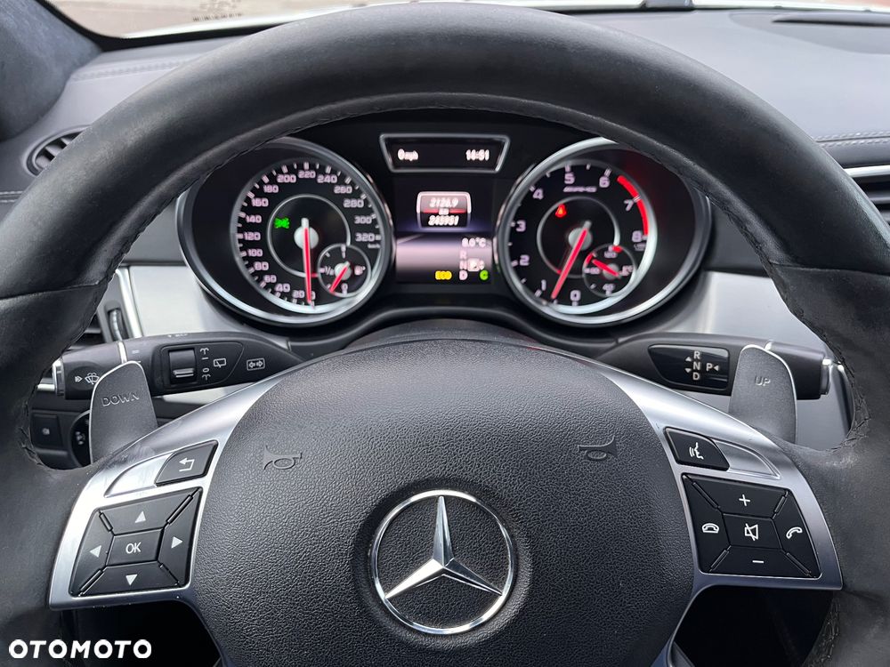 Mercedes-Benz GL - 27