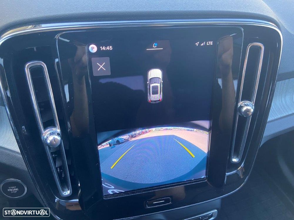 Volvo XC 40 2.0 B3 Plus Dark - 20