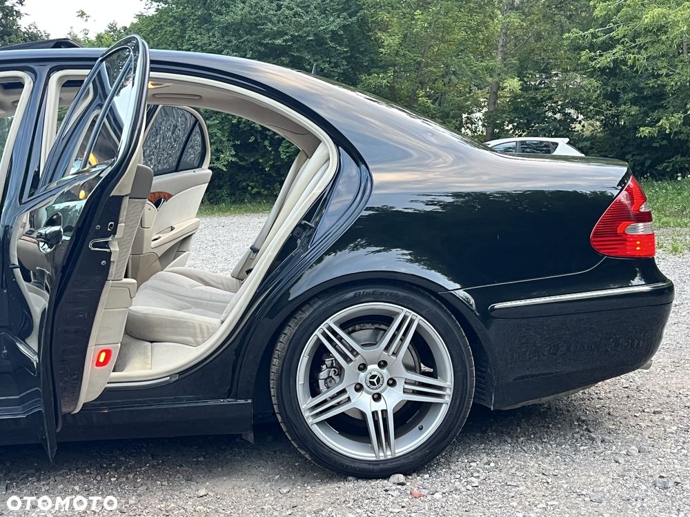 Mercedes-Benz Klasa E 280 CDI Elegance - 24