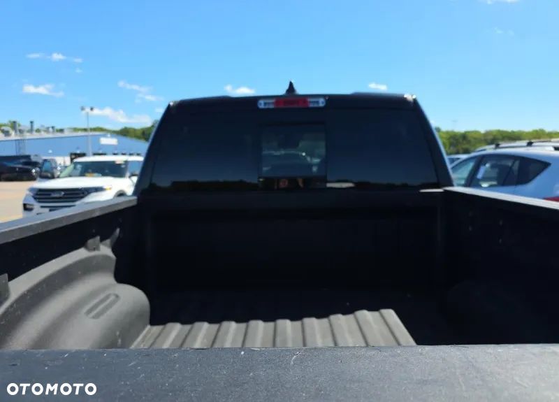 RAM 1500 5.7 Crew Cab Limited - 10