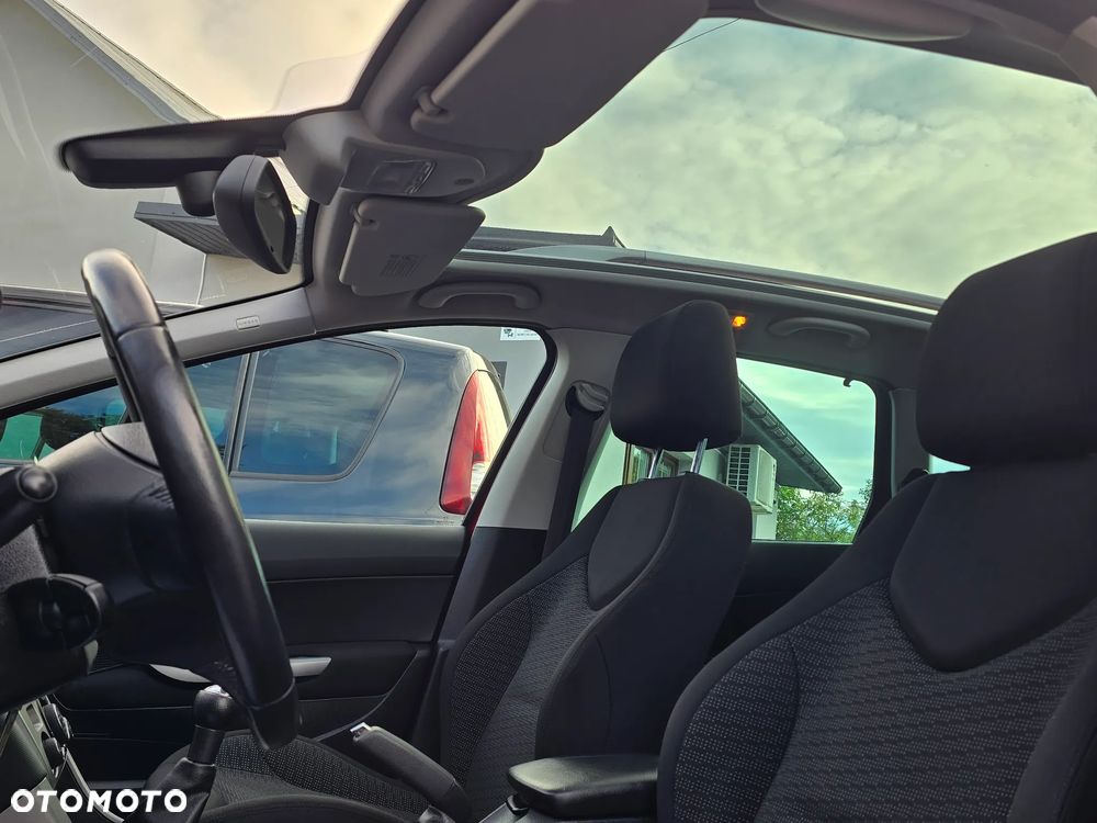 Peugeot 308 1.6 Premium Plus - 34