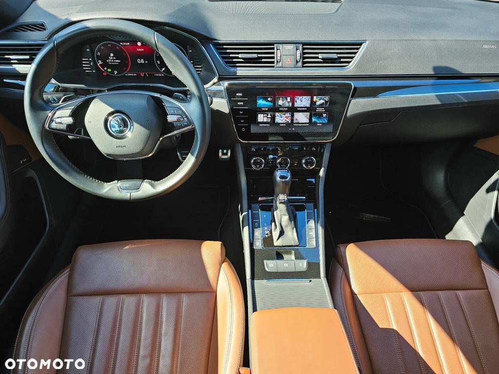 Skoda Superb 2.0 TDI 4x4 DSG L&K - 34