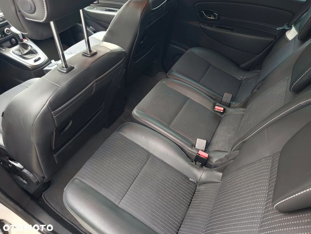 Renault Scenic - 12