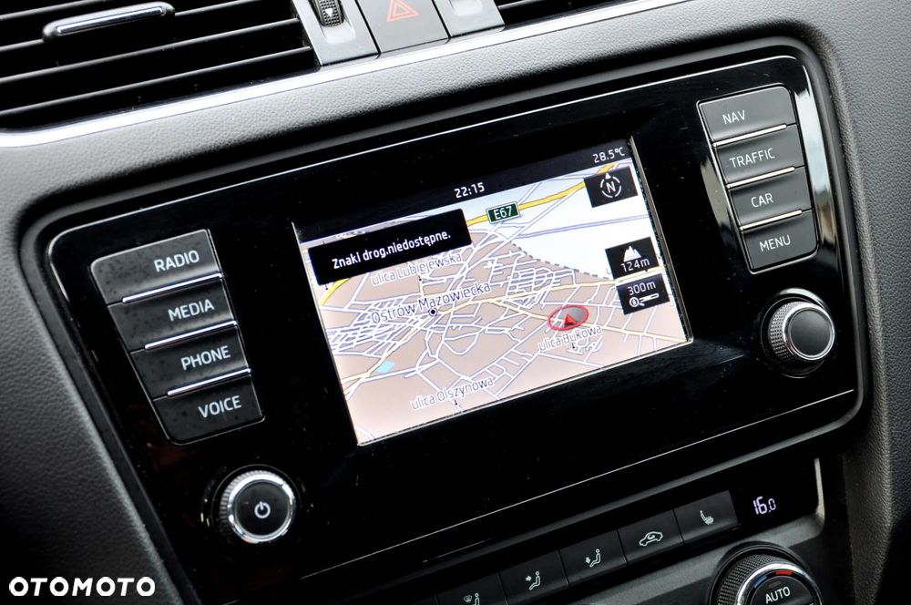 Skoda Octavia 2.0 TDI (Green tec) DSG RS - 37