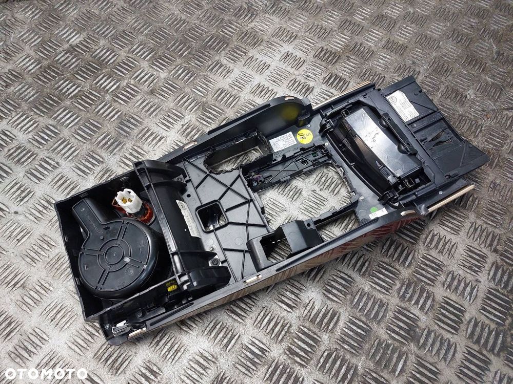 RAMKA KONSOLI ŚRODKOWA  AUDI A6 C6 4F1862533A 4F1864261E 4F1857951A - 6