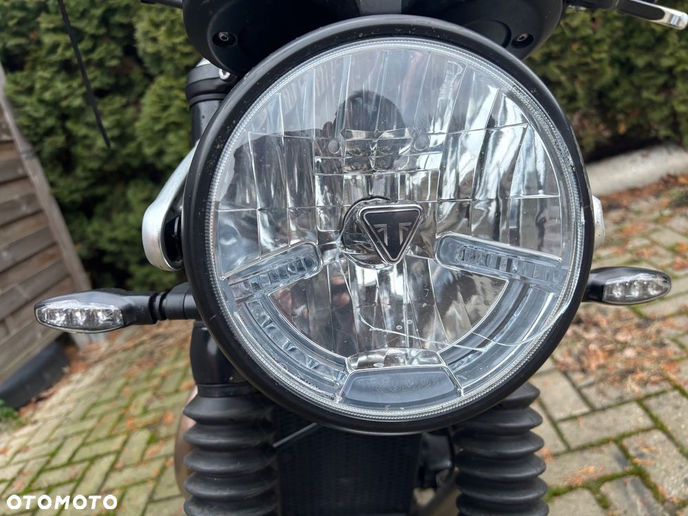 Triumph Speed Twin - 14