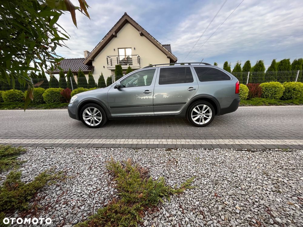 Skoda Octavia 2.0 TDI DPF Scout 4x4 - 4