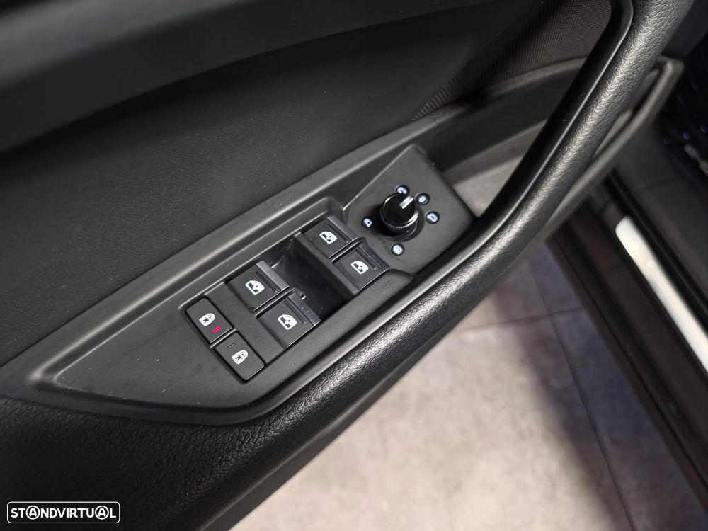 Audi e-tron 55 quattro - 36