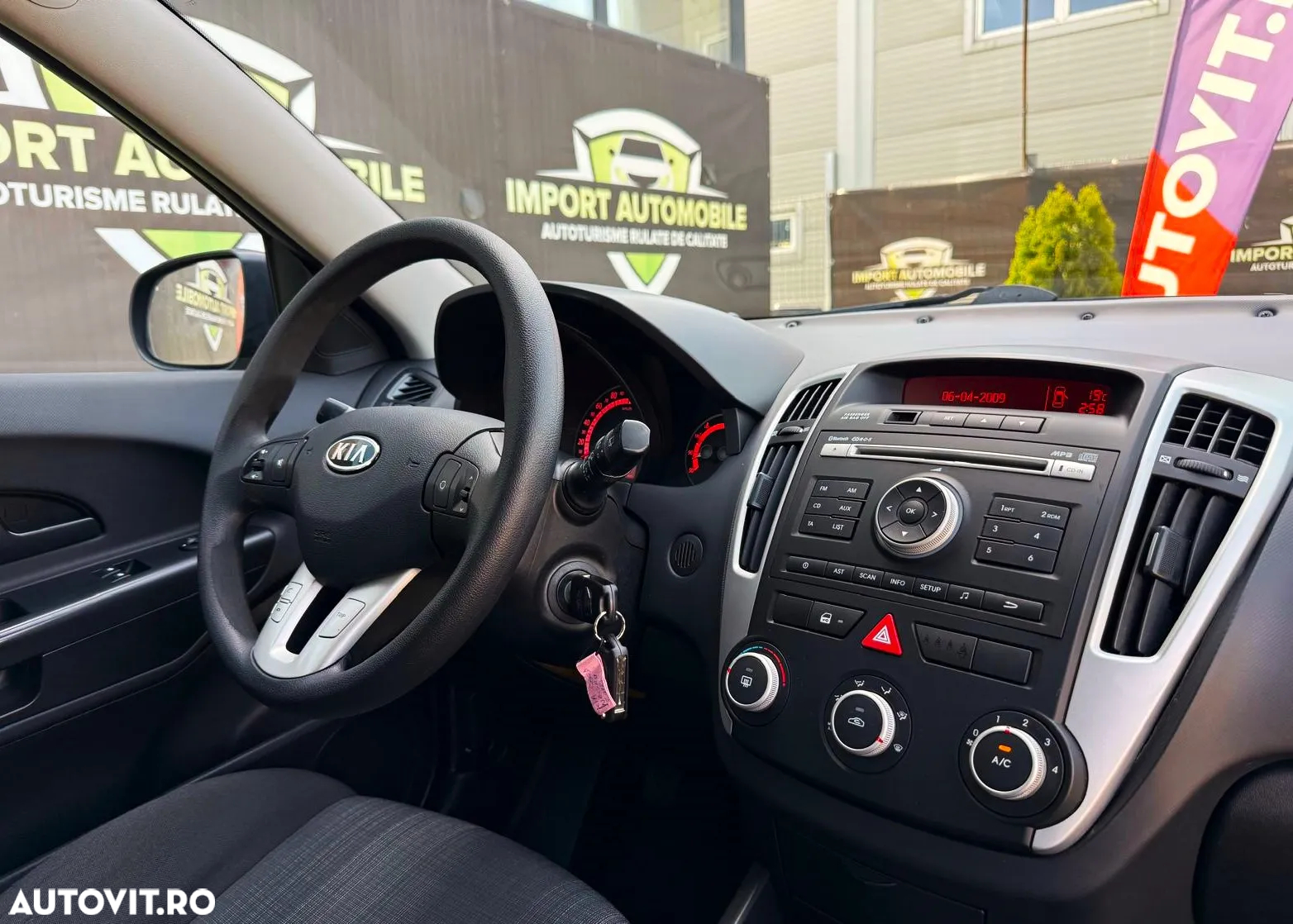 Kia Ceed - 9