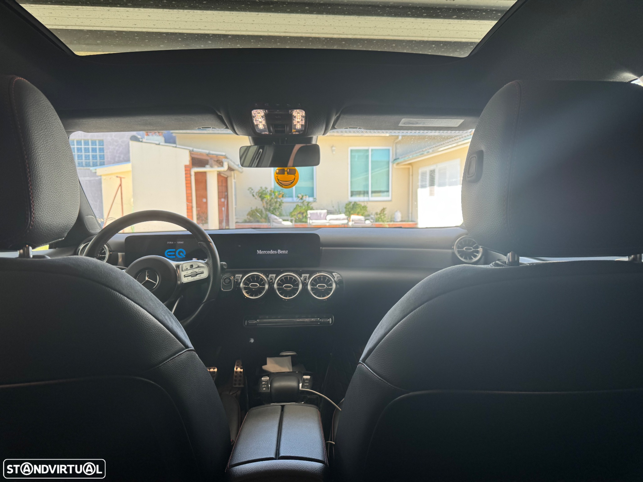Mercedes-Benz A 250 Limousine e AMG Line - 7