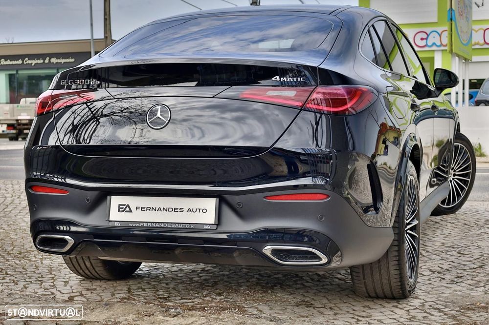 Mercedes-Benz GLC 300 de Coupe 4Matic - 4