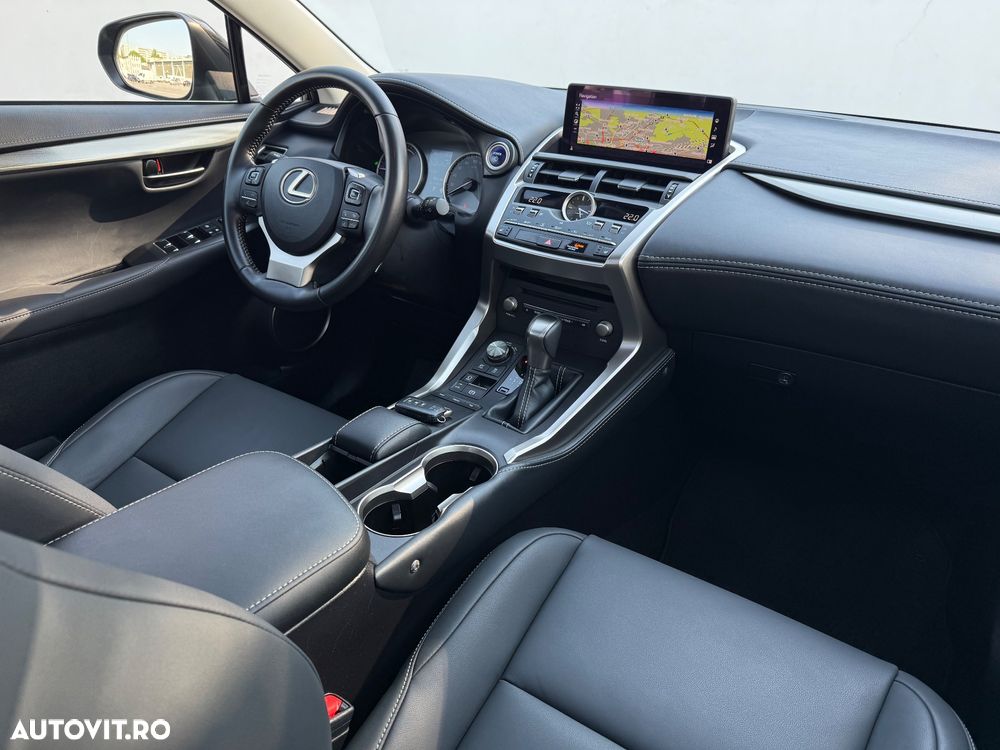 Lexus Seria NX 300h Executive Line - 7