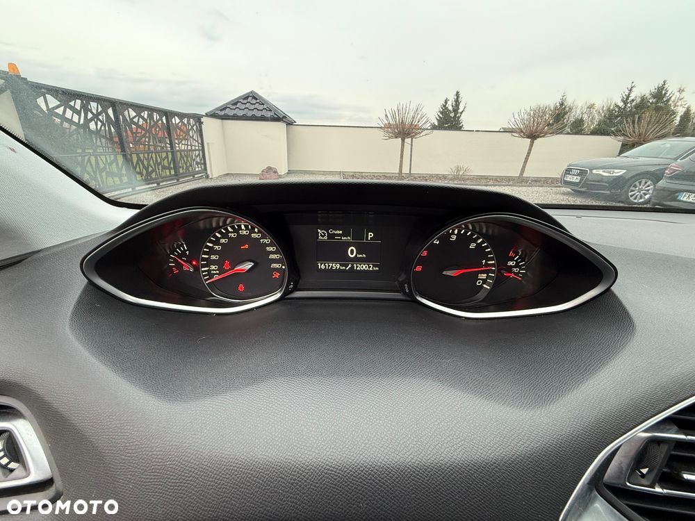 Peugeot 308 BlueHDi 130 EAT8 Stop & Start Allure - 27