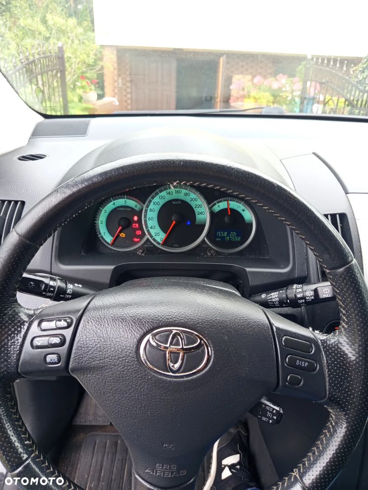 Toyota Corolla Verso 2.2 D-4D Prestige Sport - 6