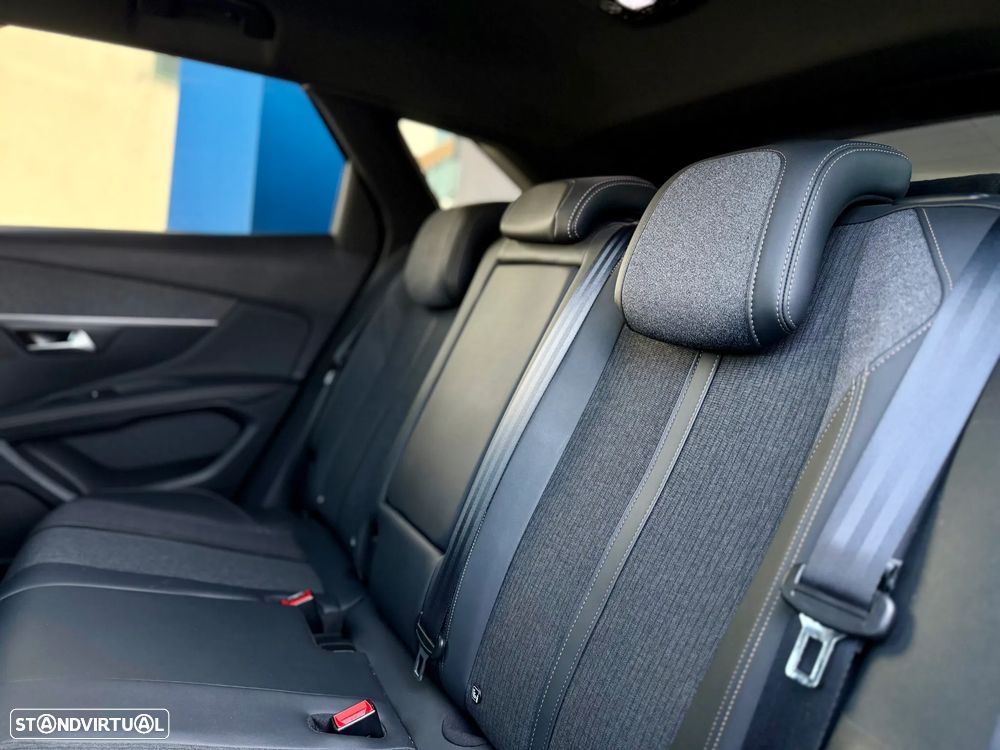 Peugeot 3008 1.2 PureTech GT Line EAT6 - 14