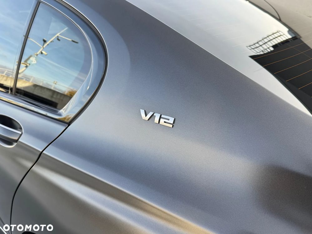 BMW Seria 7 M760Li xDrive - 36