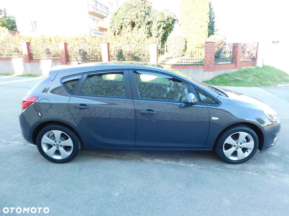 Opel Astra 1.6 ECOFLEX Start/Stop Innovation - 5