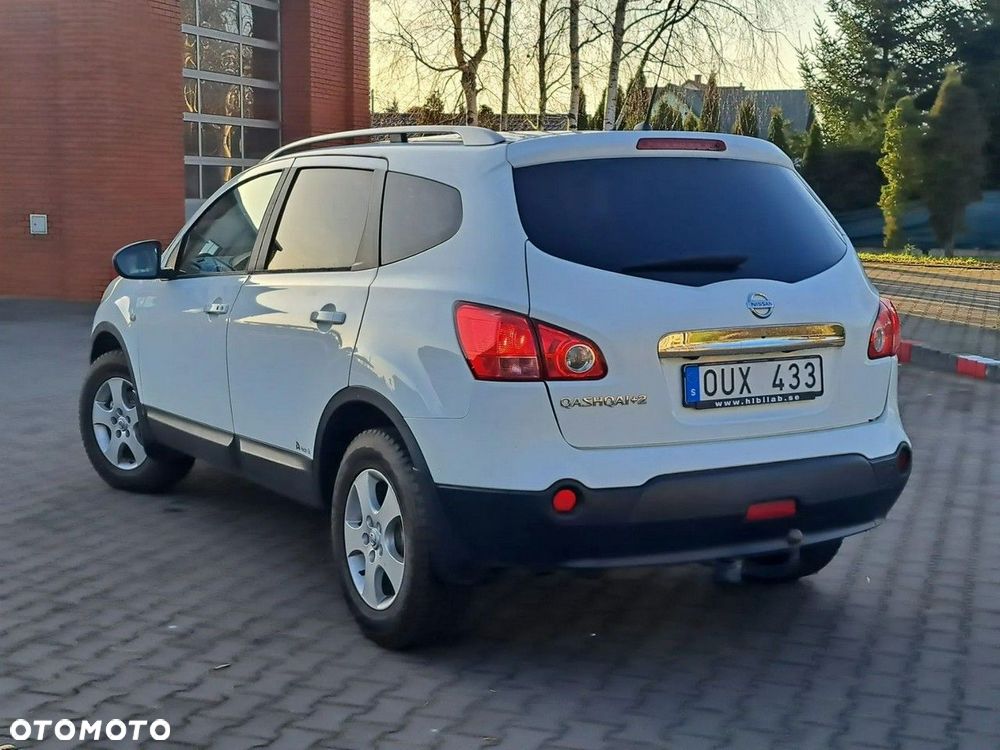 Nissan Qashqai+2 2.0 Tekna Premium - 4