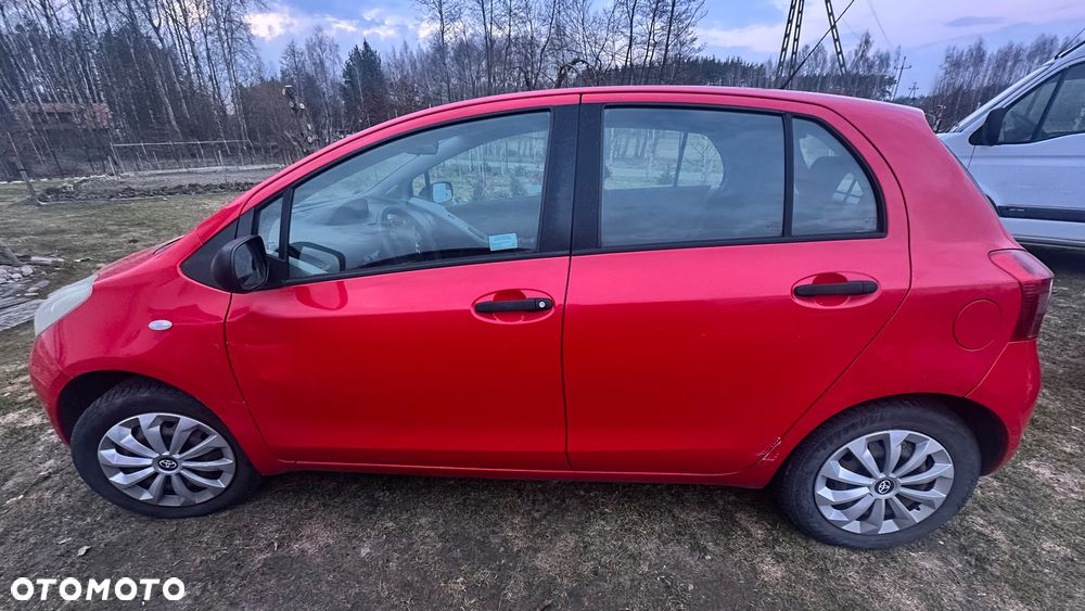 Toyota Yaris 1.0 Luna - 5