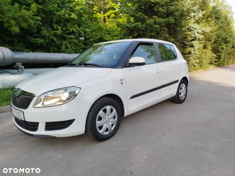 Skoda Fabia 1.2 HTP Active - 4