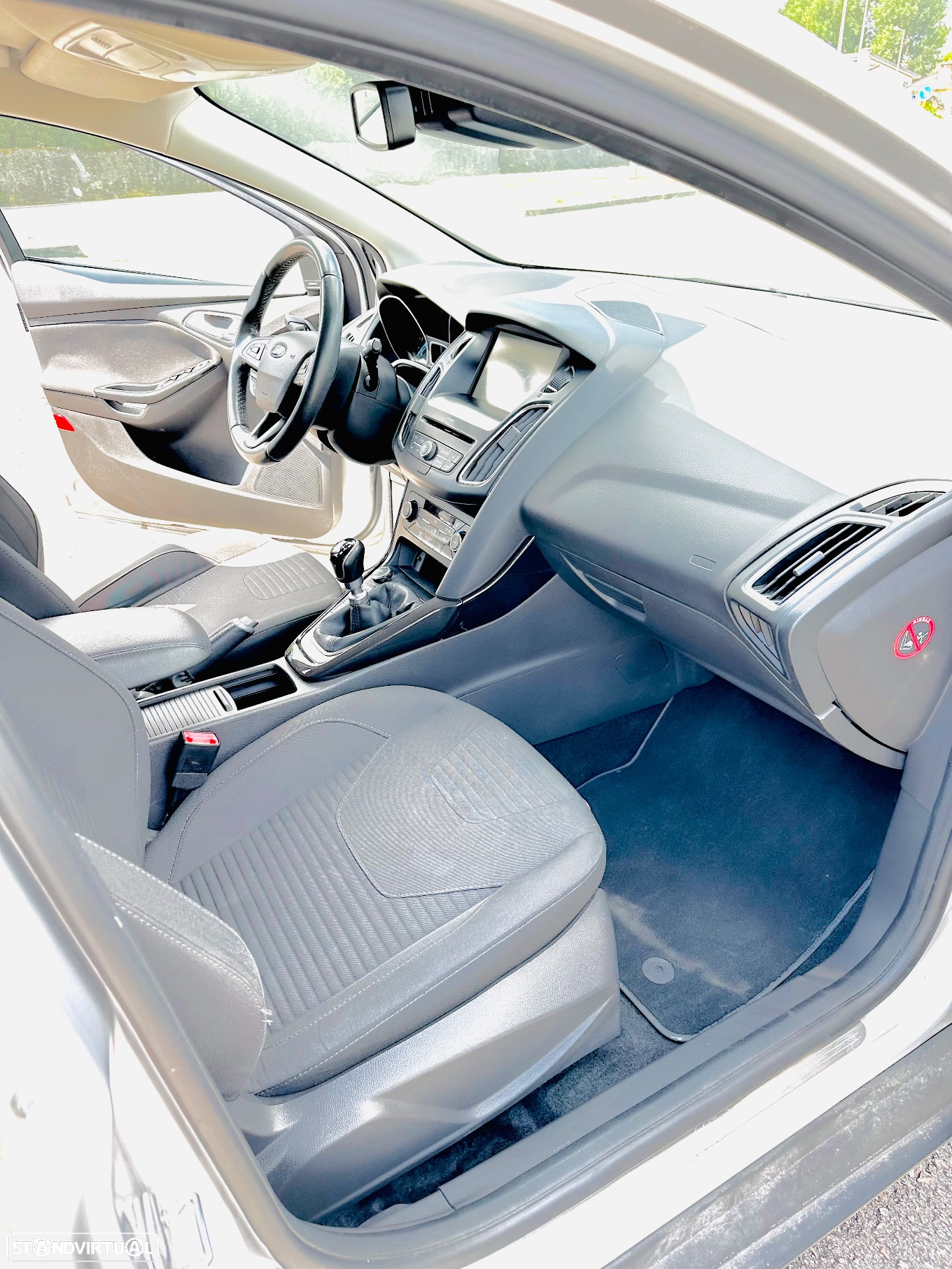 Ford Focus SW 1.5 TDCi Titanium - 10