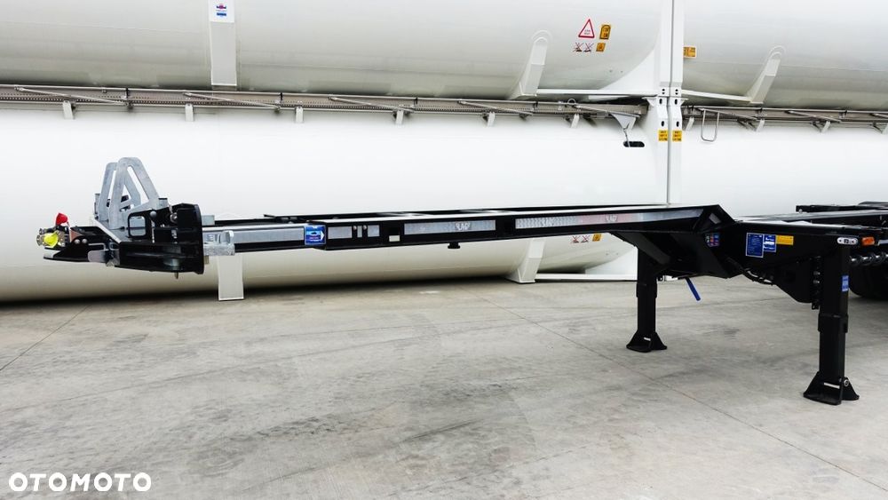 Lag multifunkcyjna naczepa podkontenerowa ADR - 16